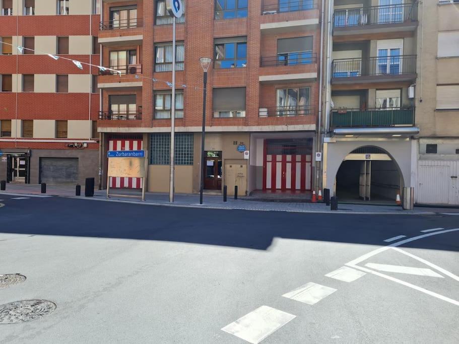 La Casita Verde. Metro Cerca Del Casco Viejo 빌바오 외부 사진