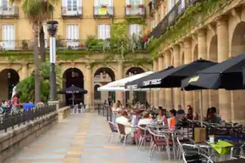 La Casita Verde. Metro Cerca Del Casco Viejo 빌바오 외부 사진