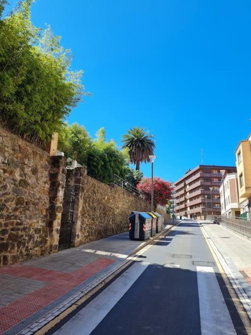 La Casita Verde. Metro Cerca Del Casco Viejo 빌바오 외부 사진