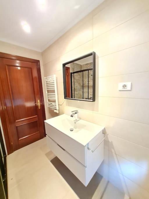 La Casita Verde. Metro Cerca Del Casco Viejo 빌바오 외부 사진